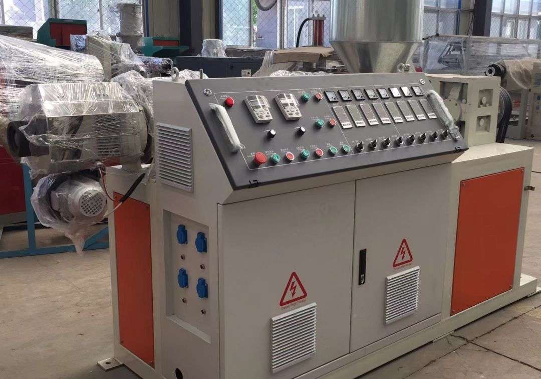 PP-Wärmedämmausrüstung