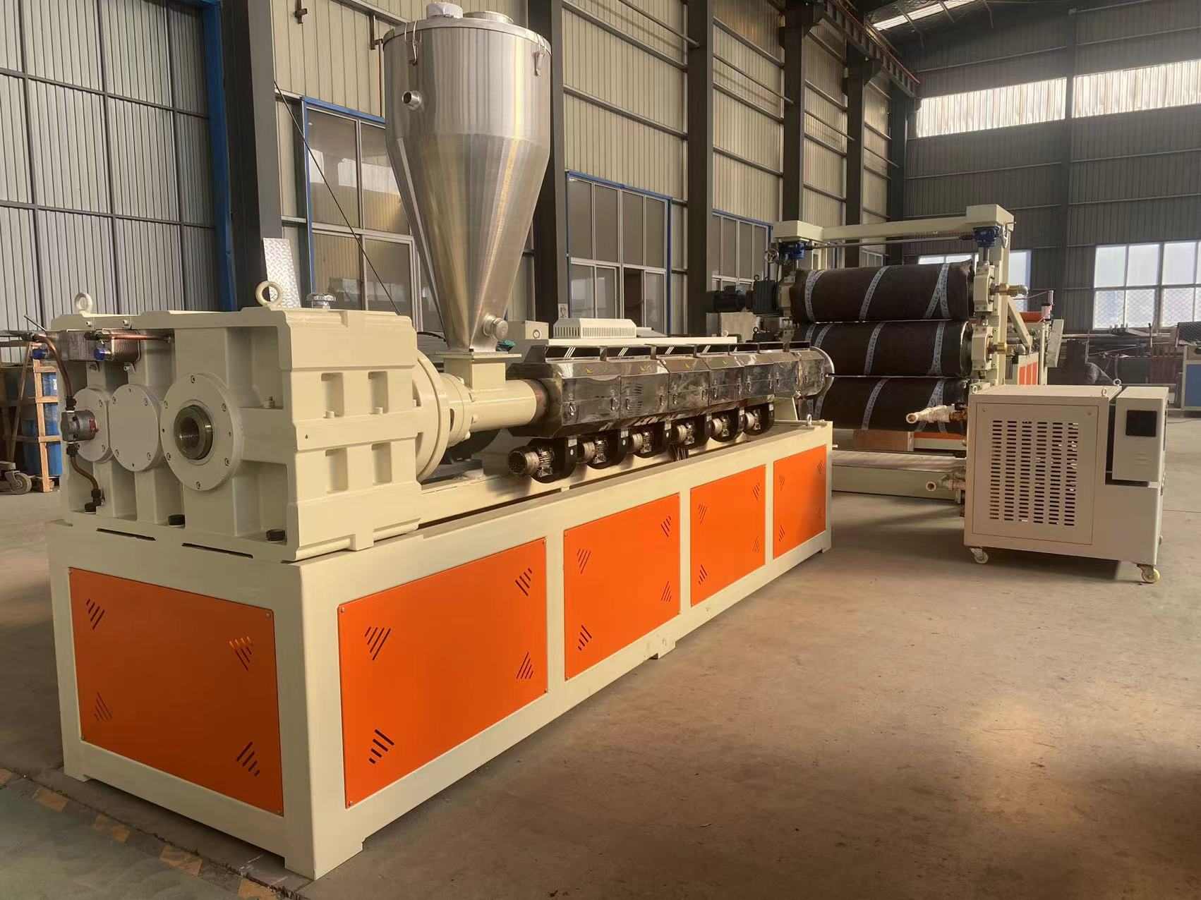 Produktionslinie für PVC-Kristallplatten